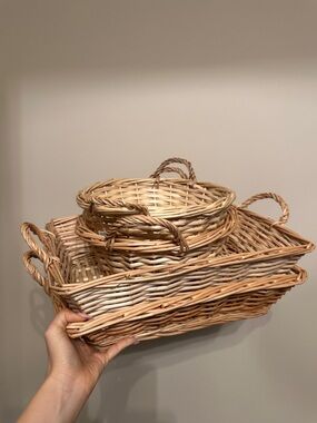 Brandy Melville Basket Bundle (2 round + 2 rectangular)